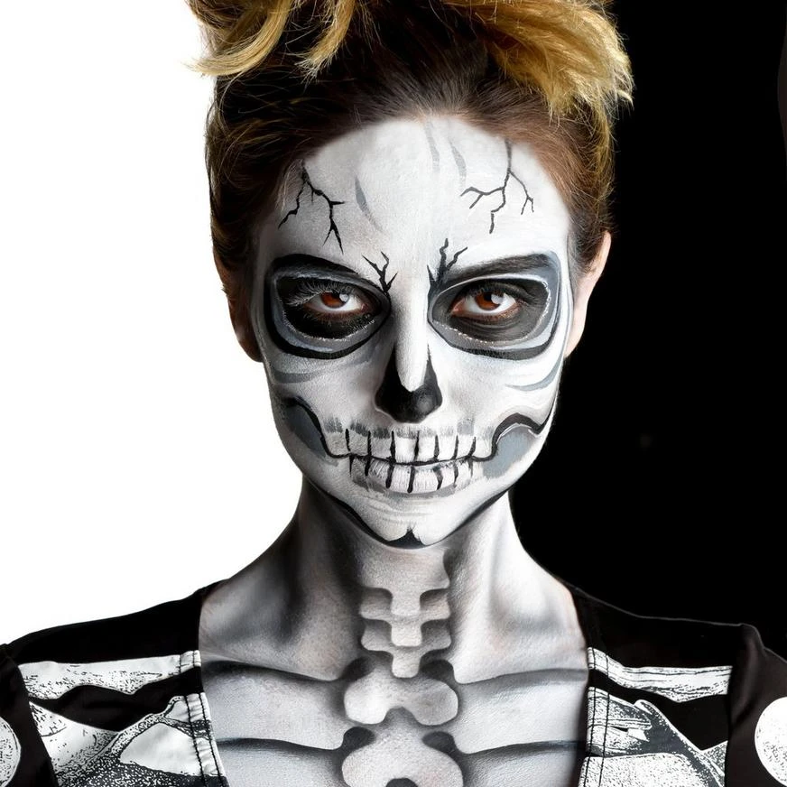 Black Cream Makeup 0.7oz 4 Black Cream Makeup 0.7oz - Image 2