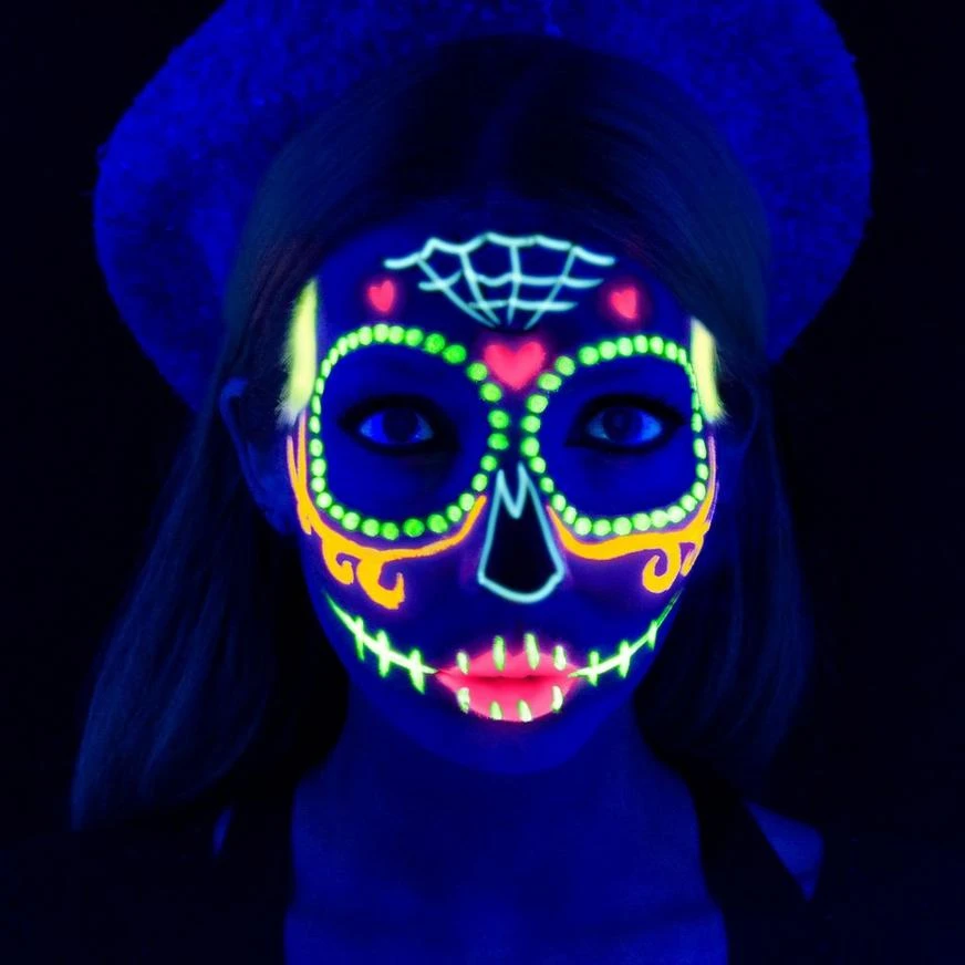 Glow-in-the-Dark Sugar Skull Makeup Kit - Day Of The Dead 4 Glow-in-the-Dark Sugar Skull Makeup Kit - Day Of The Dead - Image 2
